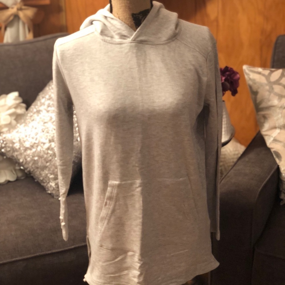 LOFT Lou & Grey Light Gray Sweatshirt. Size XS.